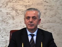 Prof. Dr. Fadl HOCA Uluslararas Vizyon niversitesi